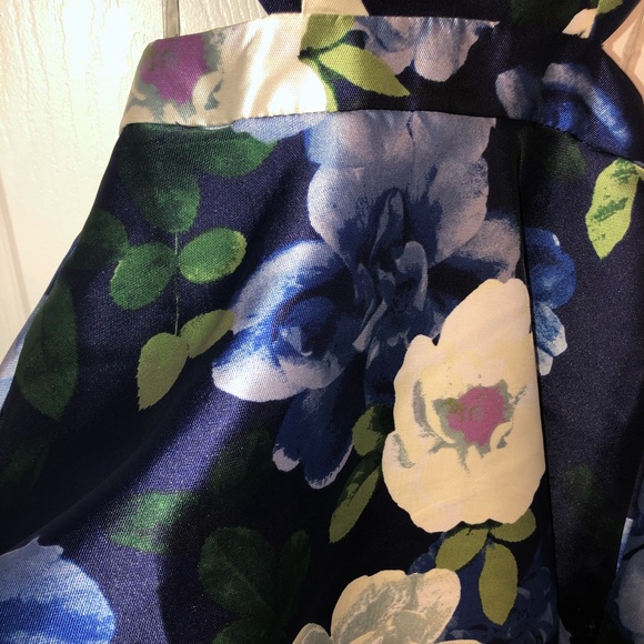 Cocktail Dress size 1 - Picture 4 of 7